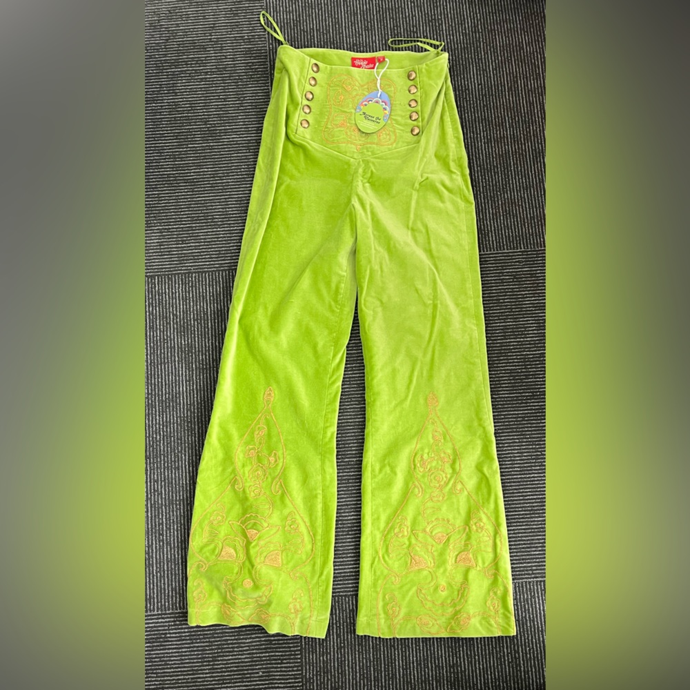 The Hippie Shake Like Dreamers Do Green Velvet Pants